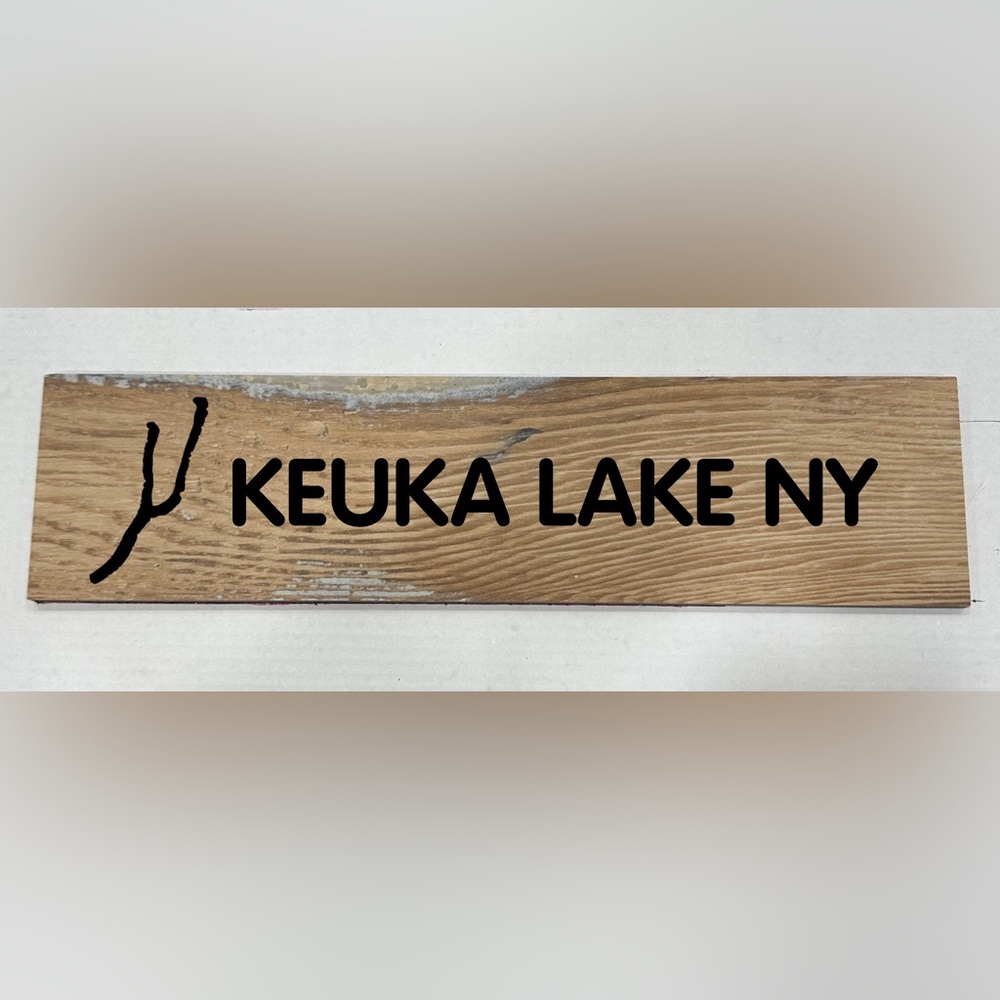 Rustic Brown Wall Sign
3”x12
Peel and stick